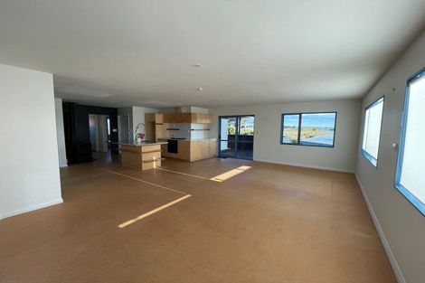 Photo of property in 1921 Parewanui Road, Parewanui, Bulls, 4894