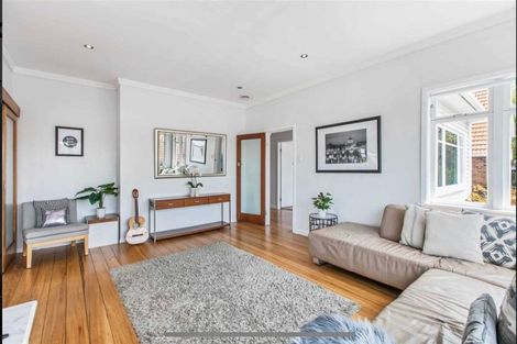 Photo of property in 2/5 Elderwood Lane, Belmont, Auckland, 0622