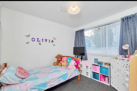 Photo of property in 206 Solar Road, Glen Eden, Auckland, 0602
