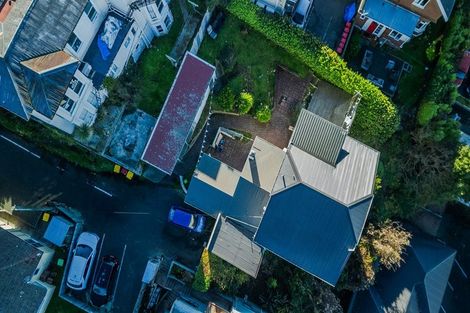 Photo of property in 7 Queen Street, North Dunedin, Dunedin, 9016