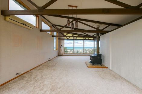 Photo of property in 4 Winston Place, Kew, Dunedin, 9012