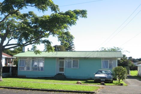 Photo of property in 2a Kent Road, Manurewa, Auckland, 2102
