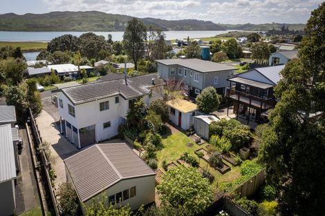 Photo of property in 32 Taipari Avenue, Raglan, 3225