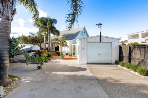 Photo of property in 118a Otahu Road, Whangamata, 3620