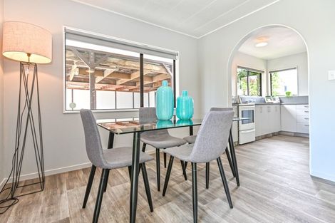 Photo of property in 2/205 Mayfair Avenue, Mayfair, Hastings, 4122