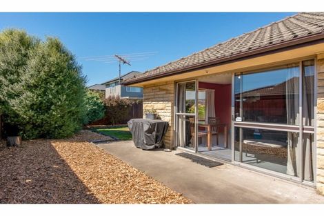 Photo of property in 2/18 Peer Street, Upper Riccarton, Christchurch, 8041