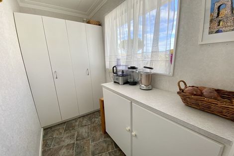 Photo of property in 32 Kildare Drive, Waikiwi, Invercargill, 9810