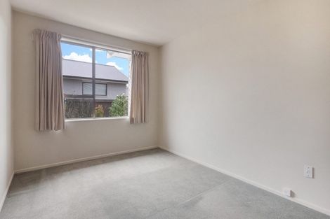 Photo of property in 32b Laing Crescent, Heathcote Valley, Christchurch, 8022