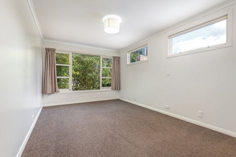 Photo of property in 17 Manawatu Street, Hokowhitu, Palmerston North, 4410