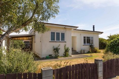 Photo of property in 28 Christian Street, Dannevirke, 4930