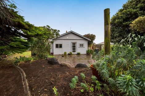 Photo of property in 10 Karora Street, Ohawe, Hawera, 4671