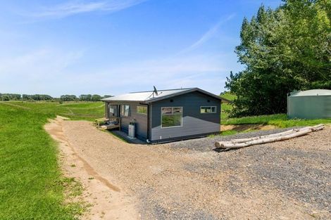 Photo of property in 113 Muhunoa Road West, Ohau, Levin, 5570