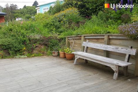 Photo of property in 3 Ngaio Street, Macandrew Bay, Dunedin, 9014