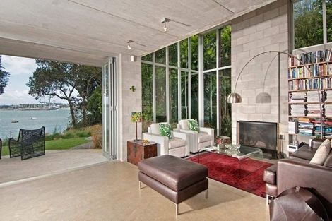 Photo of property in 25a Stanley Point Road, Stanley Point, Auckland, 0624