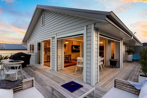 Photo of property in 108b Riverview Road, Whangamata, 3620