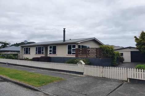 Photo of property in 14 Raleigh Street, Greymouth, 7805