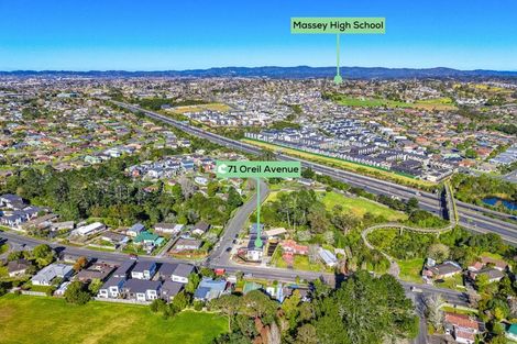 Photo of property in 71 Oreil Avenue, West Harbour, Auckland, 0618