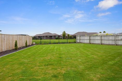 Photo of property in 35 Koura Drive, Rangiora, 7400