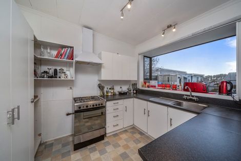 Photo of property in 240 Saint Aubyn Street, New Plymouth, 4310