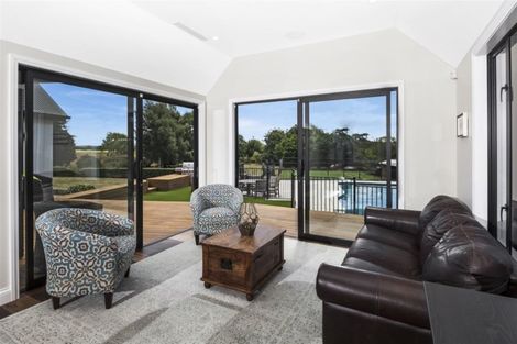 Photo of property in 360 Johns Road, Northwood, Christchurch, 8051