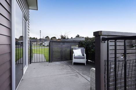 Photo of property in 7 Mercade Close, Stratford, 4332