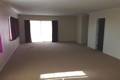 Photo of property in 76 Pitt Avenue, Clendon Park, Auckland, 2103