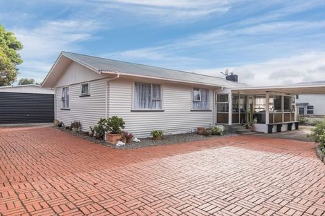 Photo of property in 11 Konini Grove, Raumati Beach, Paraparaumu, 5032