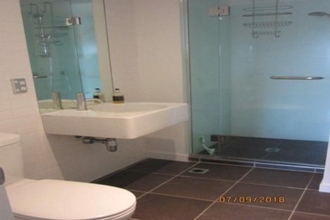 Photo of property in Portal Apartments, 8e/42 Cable Street, Te Aro, Wellington, 6011