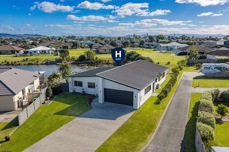 Photo of property in 9 Kamahi Place, One Tree Point, 0118