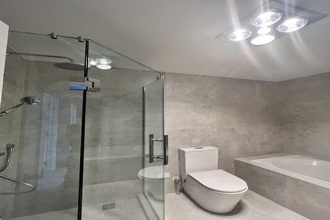 Photo of property in 5/11 Rengarenga Rise, Fairview Heights, Auckland, 0632