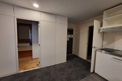 Photo of property in Empire Apartments, 1325/21 Whitaker Place, Grafton, Auckland, 1010