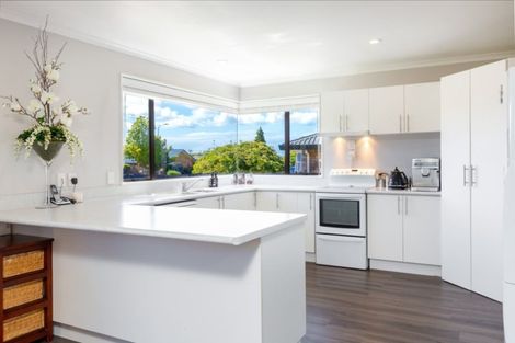 Photo of property in 29 Karina Crescent, Redwoodtown, Blenheim, 7201