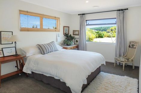 Photo of property in 9 Lakeview Drive, Foxton Beach, Foxton, 4815