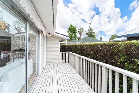 Photo of property in 25a Waipani Road, Te Atatu Peninsula, Auckland, 0610