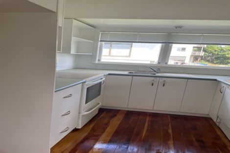 Photo of property in 1022 East Coast Road, Fairview Heights, Auckland, 0630