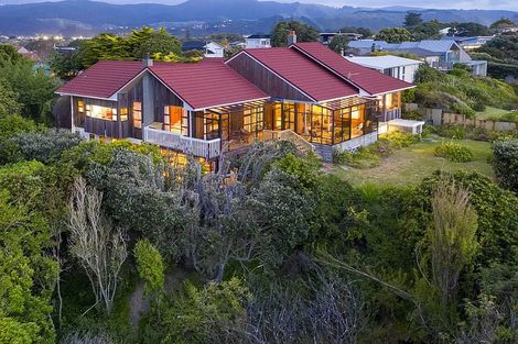 Photo of property in 14 Kirkway, Raumati Beach, Paraparaumu, 5032