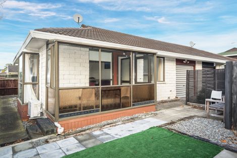 Photo of property in 2/60a Somme Street, St Albans, Christchurch, 8014