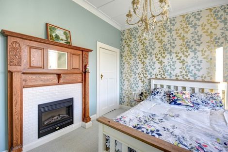 Photo of property in 75 Eglinton Road, Mornington, Dunedin, 9011