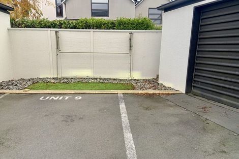 Photo of property in 9 Oakford Close, Riccarton, Christchurch, 8011