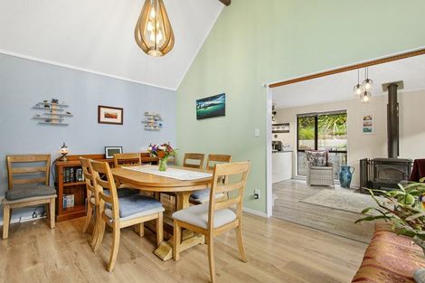 Photo of property in 52 Peterhouse Street, Tawa, Wellington, 5028