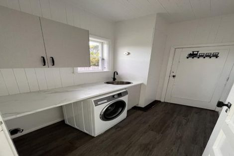 Photo of property in 43 Trinity Avenue, Epuni, Lower Hutt, 5011