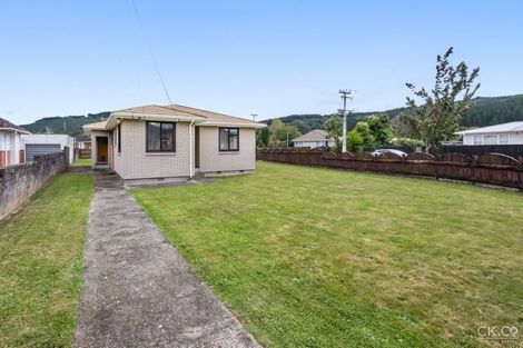 Photo of property in 106 Mcleod Street, Elderslea, Upper Hutt, 5018