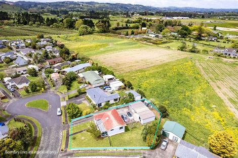 Photo of property in 13 Leatham Crescent, Opaheke, Papakura, 2113