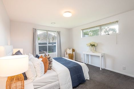 Photo of property in 27 Resolution Place, Bryndwr, Christchurch, 8053
