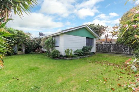 Photo of property in 42 Glamis Avenue, Bell Block, New Plymouth, 4312