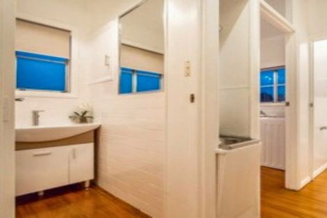 Photo of property in 13 Sea View Terrace, Cockle Bay, Auckland, 2014