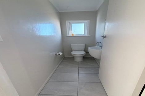 Photo of property in 443 East Coast Road, Mairangi Bay, Auckland, 0630