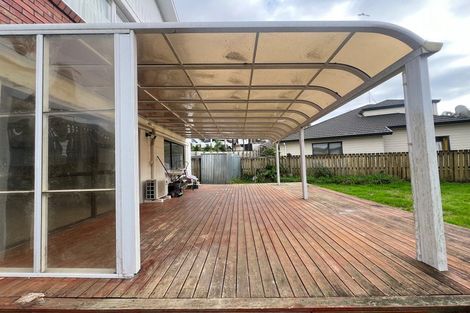 Photo of property in 4/133 Ennis Avenue, Pakuranga Heights, Auckland, 2010