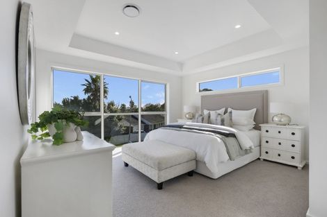 Photo of property in 1 Andrea Place, Sunnyhills, Auckland, 2010