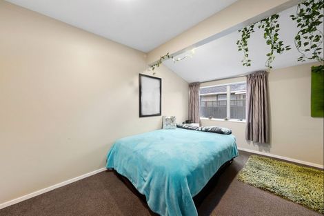 Photo of property in 30 Glenharrow Avenue, Avonhead, Christchurch, 8042